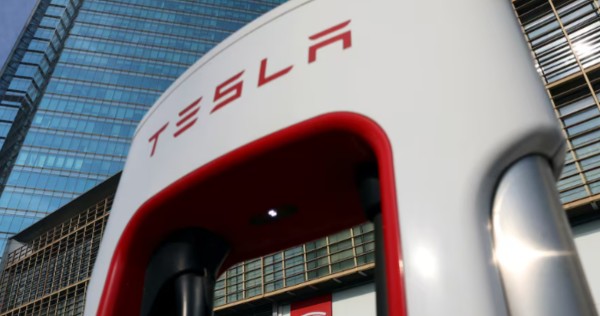 Tesla memangkas harga di China, Jerman dan di seluruh dunia setelah pemotongan AS, Money News