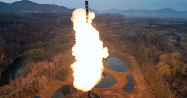 Korea Utara melakukan uji coba hulu ledak rudal jelajah pada 19 April: KCNA, Asia News