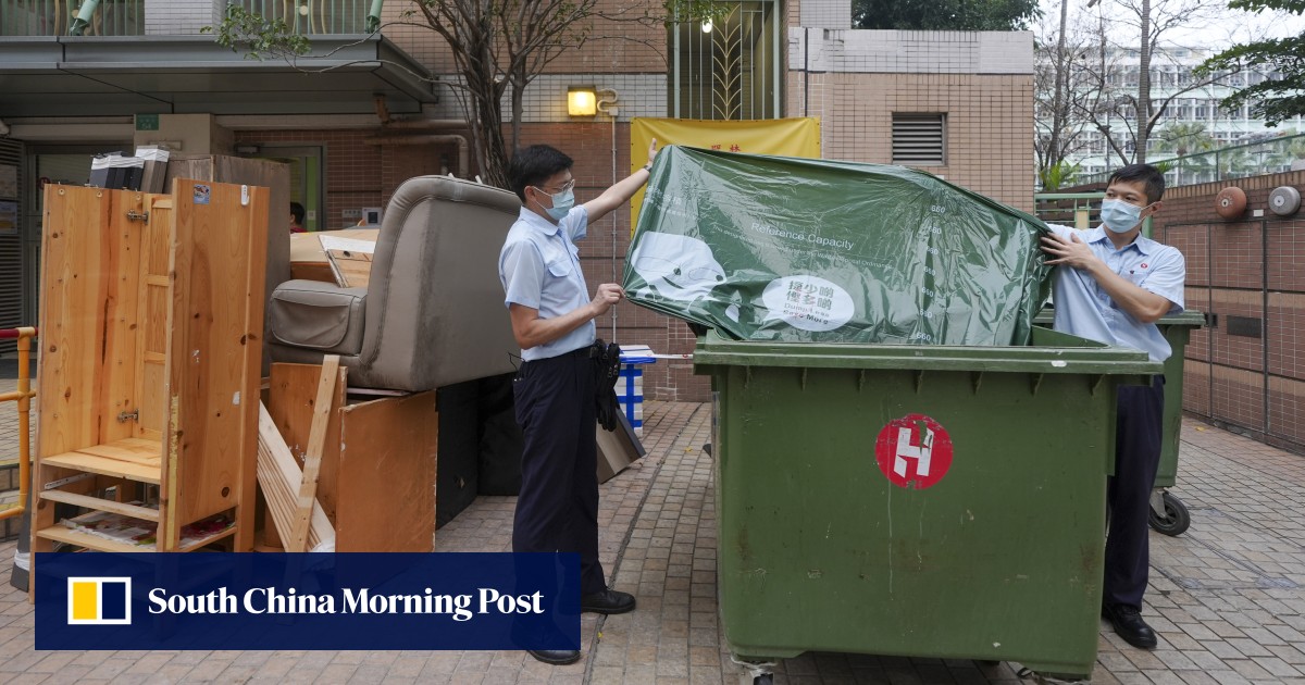 Hanya setengah dari penduduk yang paling banyak berpegang pada aturan tentang uji coba skema pengisian limbah Hong Kong di perumahan