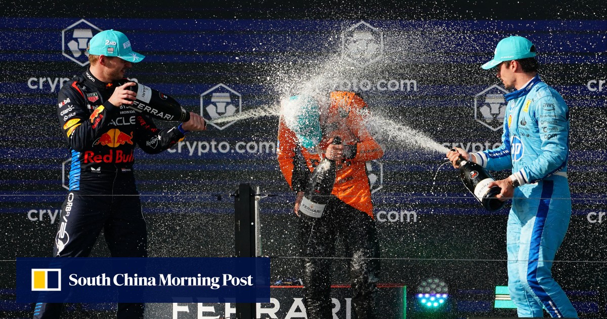 F1 Miami Grand Prix: Landon Norris dari McLaren mendapatkan kemenangan mengejutkan atas Max Verstappen untuk kemenangan perdananya